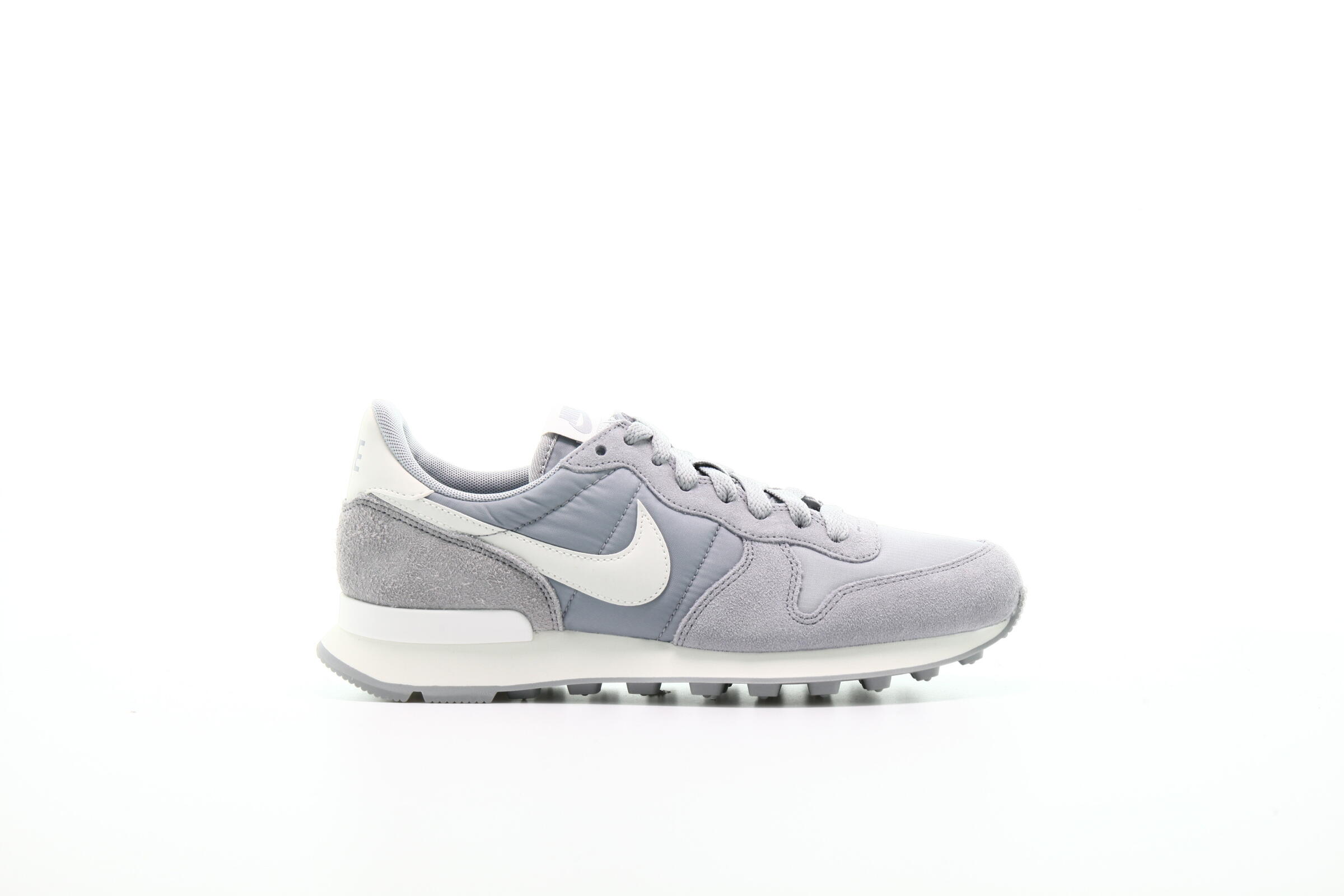 Nike internationalist wolf grey summit white hotsell